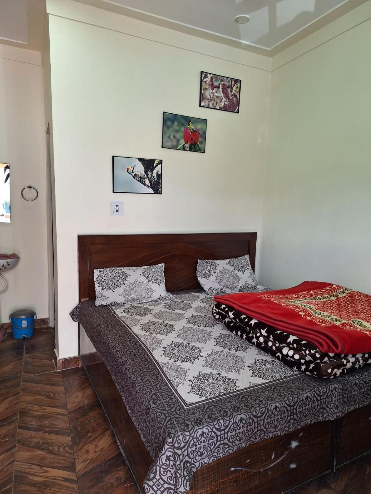 Chandarshila Hike Homestay Ukhimath エクステリア 写真