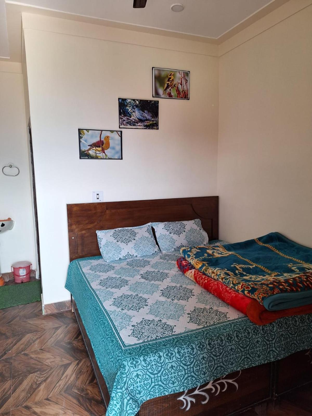 Chandarshila Hike Homestay Ukhimath エクステリア 写真